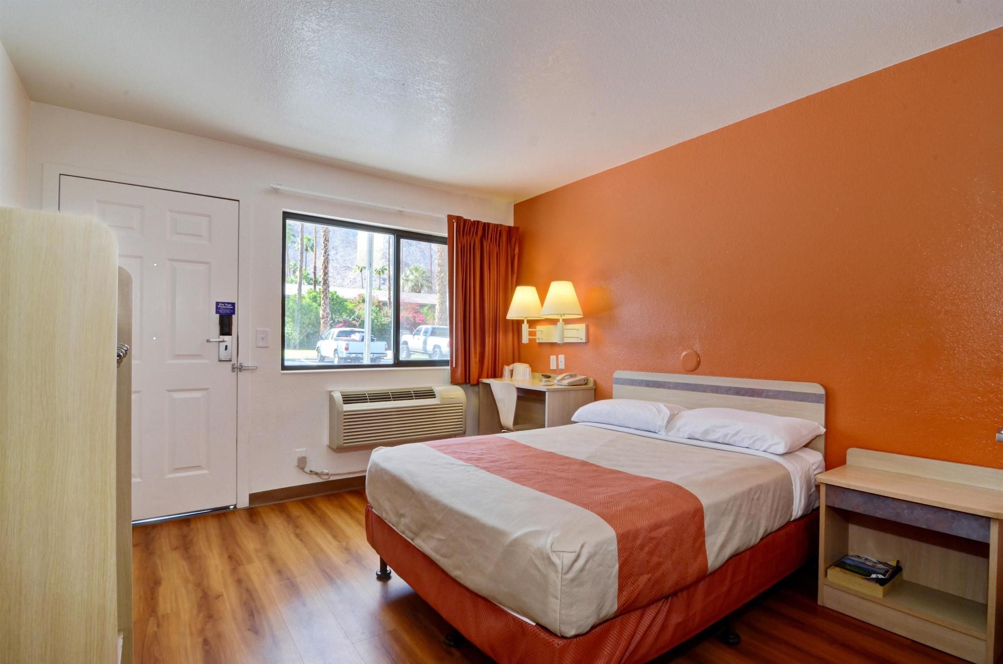 Motel 6-Palm Springs, Ca - East - Palm Canyon المظهر الخارجي الصورة