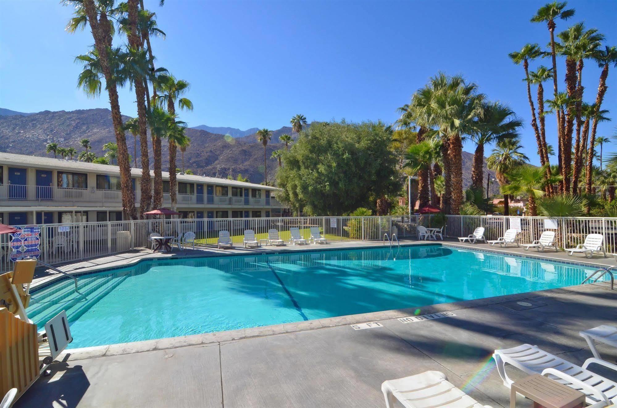 Motel 6-Palm Springs, Ca - East - Palm Canyon المظهر الخارجي الصورة