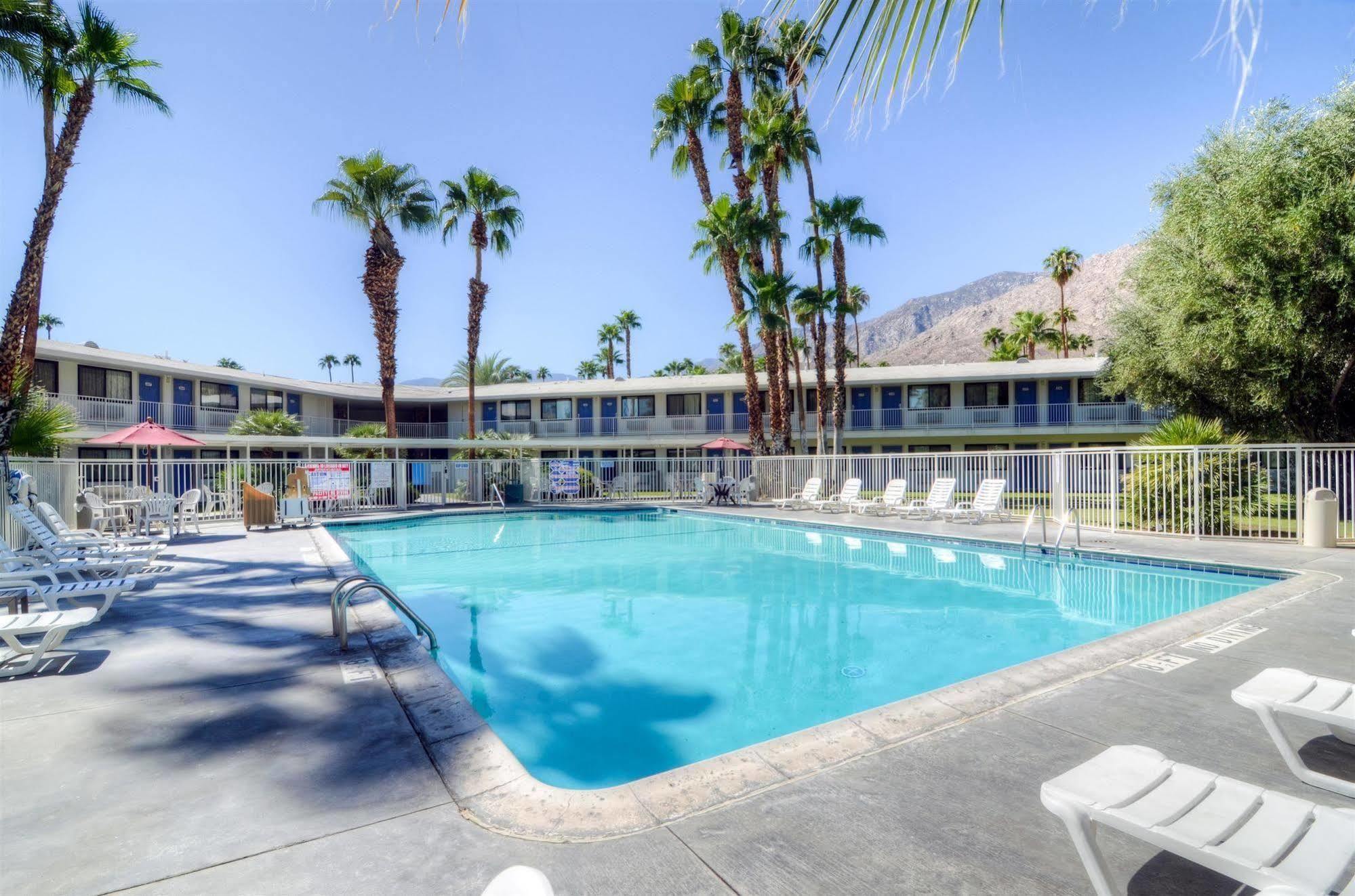 Motel 6-Palm Springs, Ca - East - Palm Canyon المظهر الخارجي الصورة