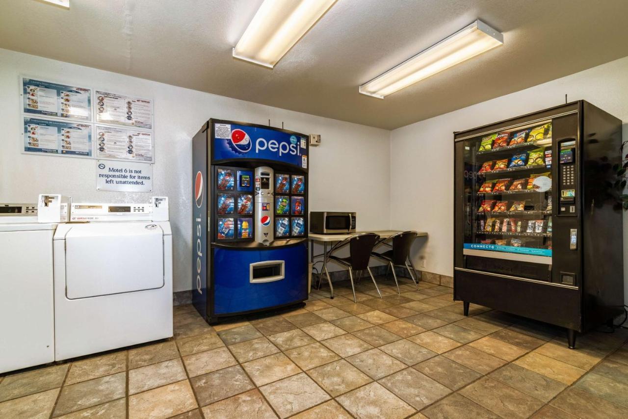 Motel 6-Palm Springs, Ca - East - Palm Canyon المظهر الخارجي الصورة