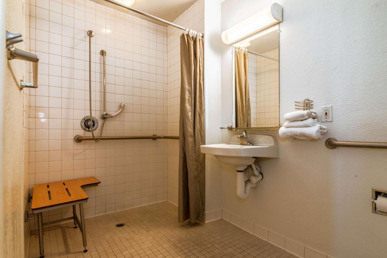 Motel 6-Palm Springs, Ca - East - Palm Canyon المظهر الخارجي الصورة